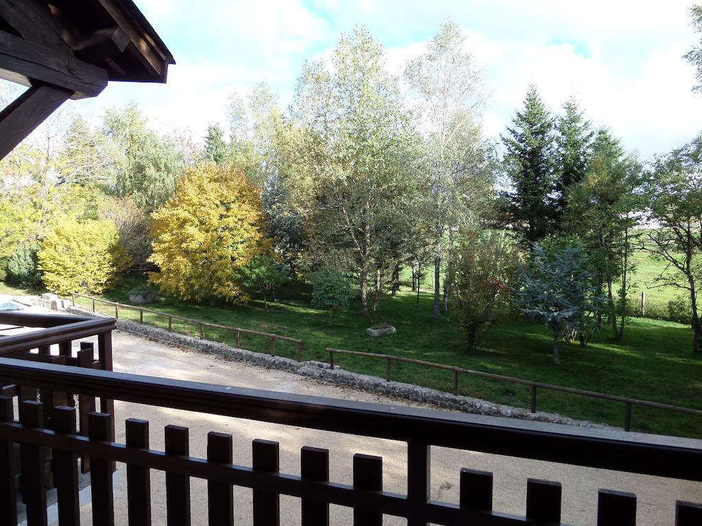 Hotel Le Bastide Nasbinals Room photo