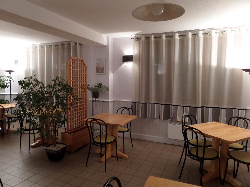 Hotel Le Bastide Nasbinals Exterior photo