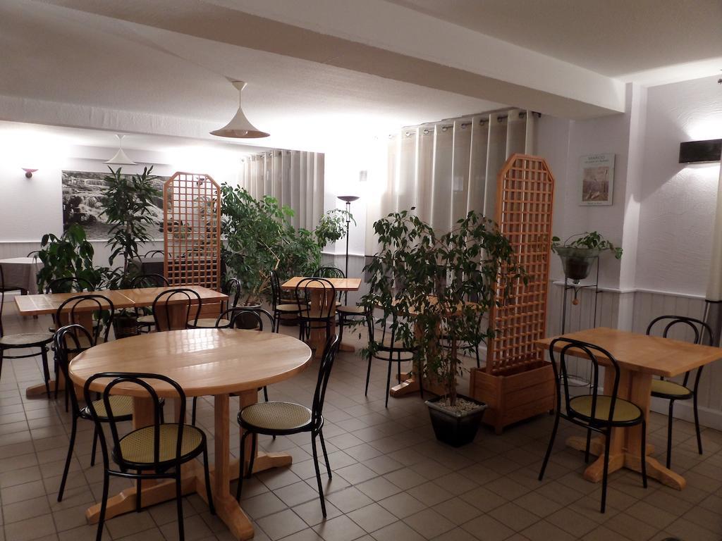 Hotel Le Bastide Nasbinals Exterior photo