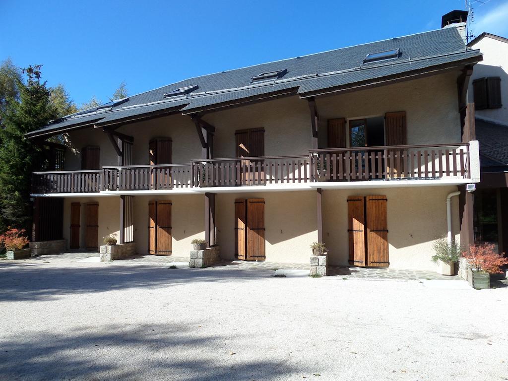 Hotel Le Bastide Nasbinals Exterior photo